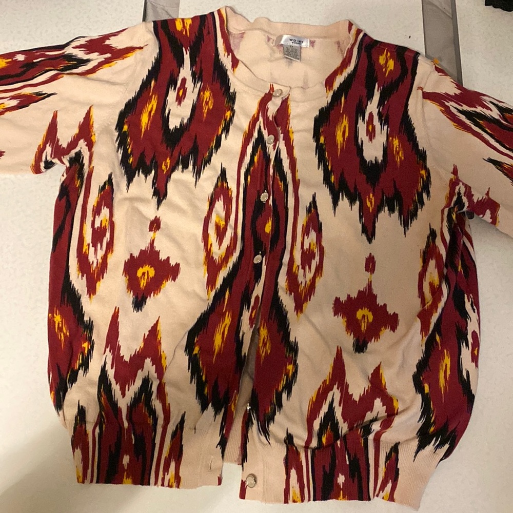 WD & NY woman size 2X Native American Print Sweater 41423